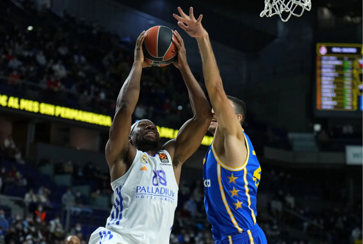 Euroleague: MVP Ιανουαρίου ο Γκέρσον Γιαμπουσέλε (video)