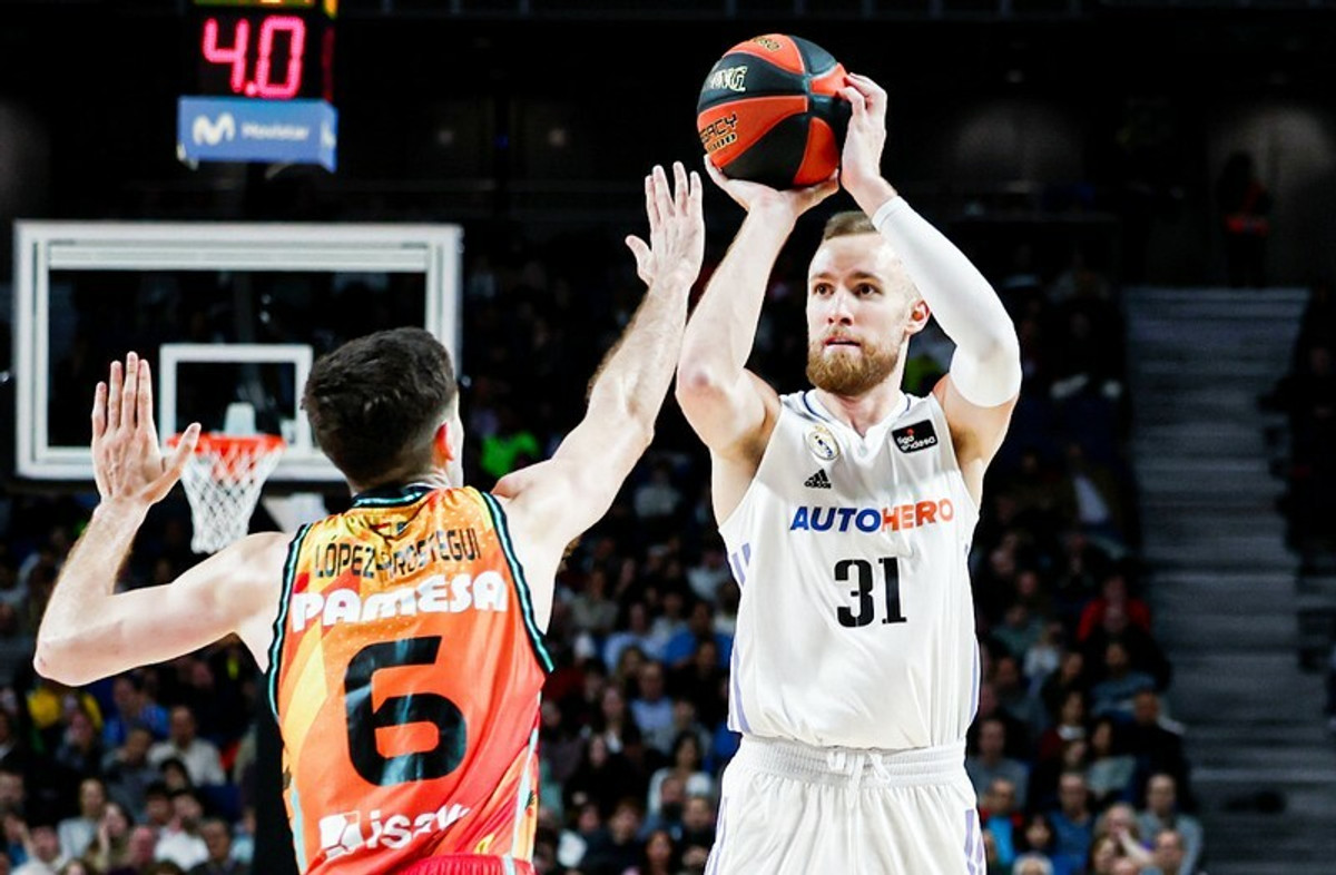 Liga Endesa: Συνεχίζει μόνη στην κορυφή η Τενερίφη, άνετες νίκες για Ρεάλ και Μπασκόνια (vids)