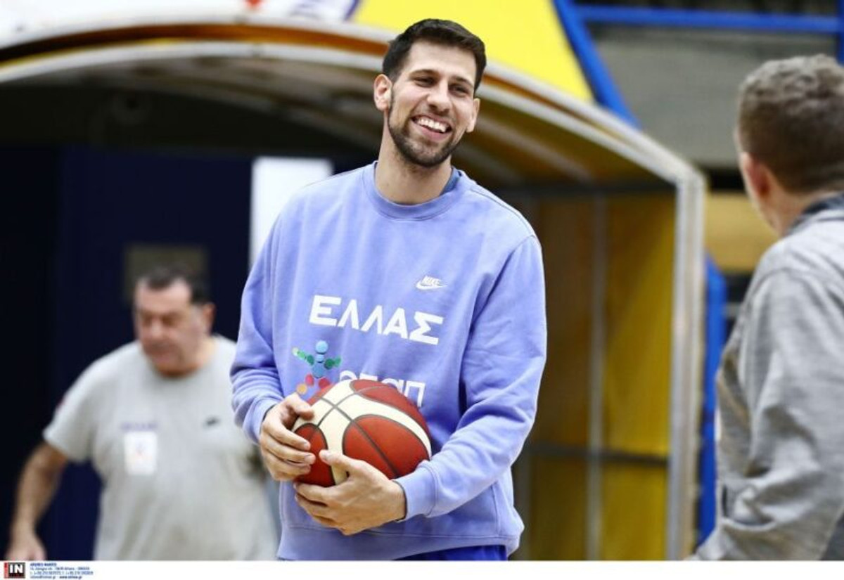 Λούντζης: &quot;Μεγάλη τιμή και ευθύνη να είσαι αρχηγός της Εθνικής&quot;