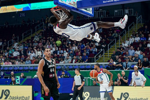 ΗΠΑ-Ιορδανία: O Έντουαρντς πέτυχε 13 πόντους στα πρώτα 7 λεπτά (vid)