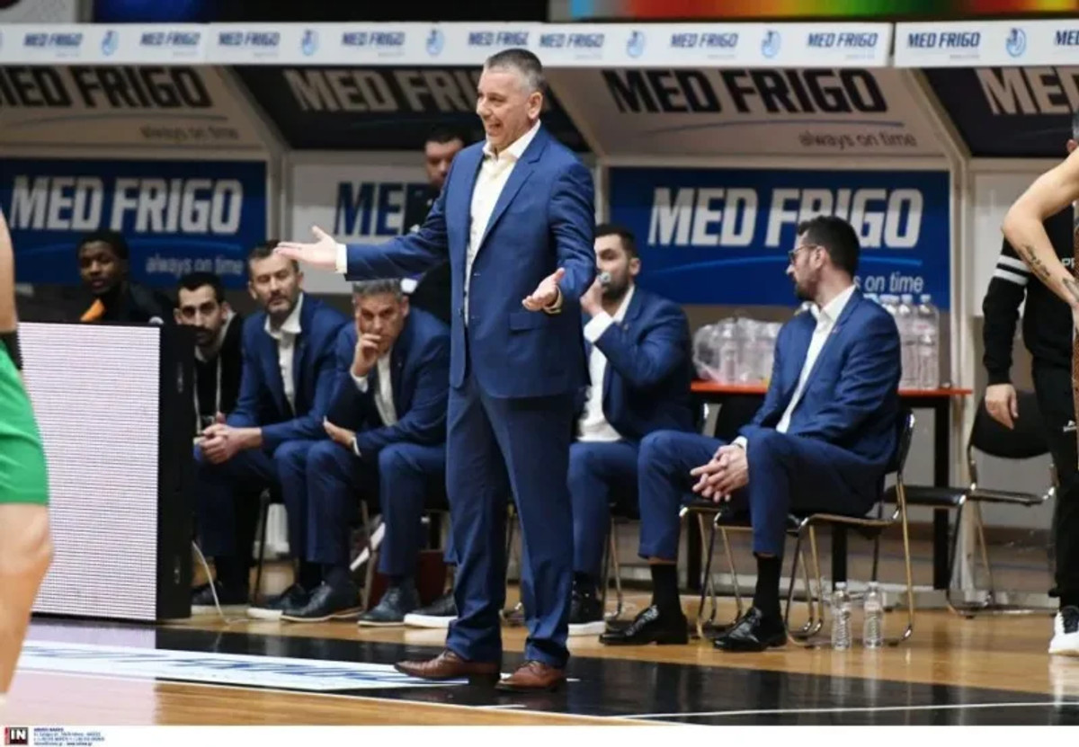 Παπαθεοδώρου: &quot;Άξια συγχαρητηρίων η εμφάνισή μας&quot; (vid)
