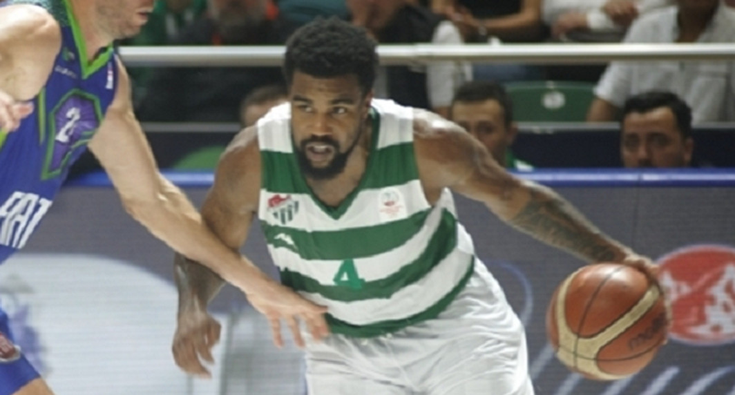 Μακάμπι Τελ Αβίβ: Παίρνει τον Κρις Τζόουνς από την Μπούρσασπορ