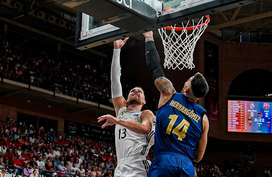 Φουλ για το 7ο σερί Supercopa η Ρεάλ, 89-83 την Μπαρτσελόνα (vids)