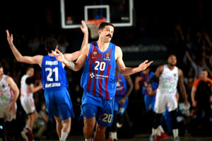 Μπαρτσελόνα-Μπάγερν 81-72: Η μία την πρόκριση, η άλλη το χειροκρότημα (gallery &amp; vids)