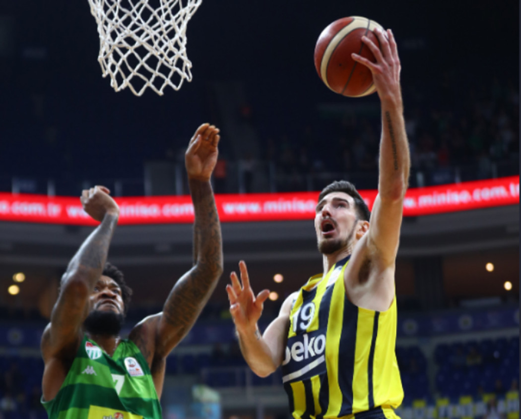 Πήρε το &quot;θρίλερ&quot; η Φενέρμπαχτσε, 86-83 την Μπούρσασπορ! (pic &amp; vid)