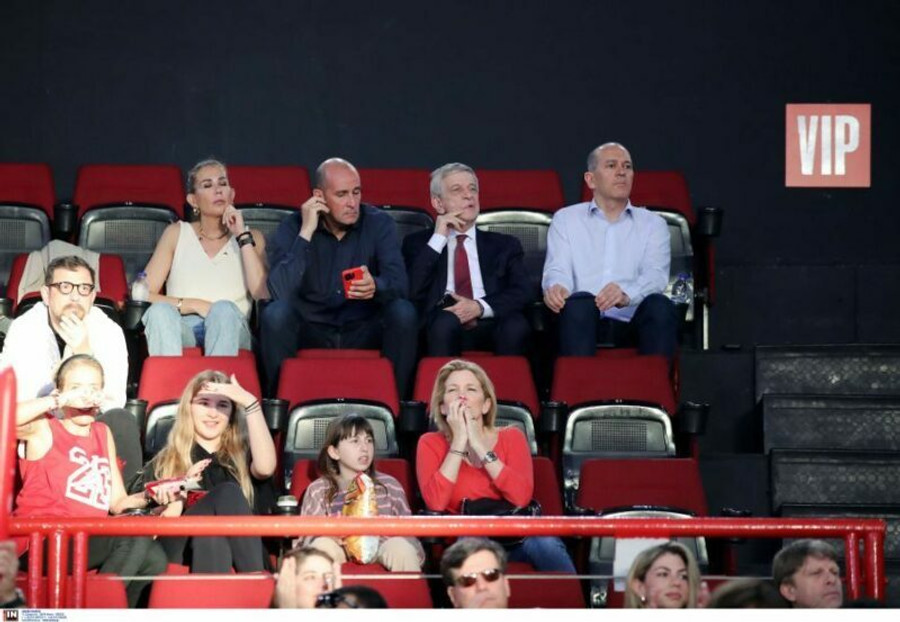 Ολυμπιακός-Μπαρτσελόνα: Η photo gallery από το ΣΕΦ