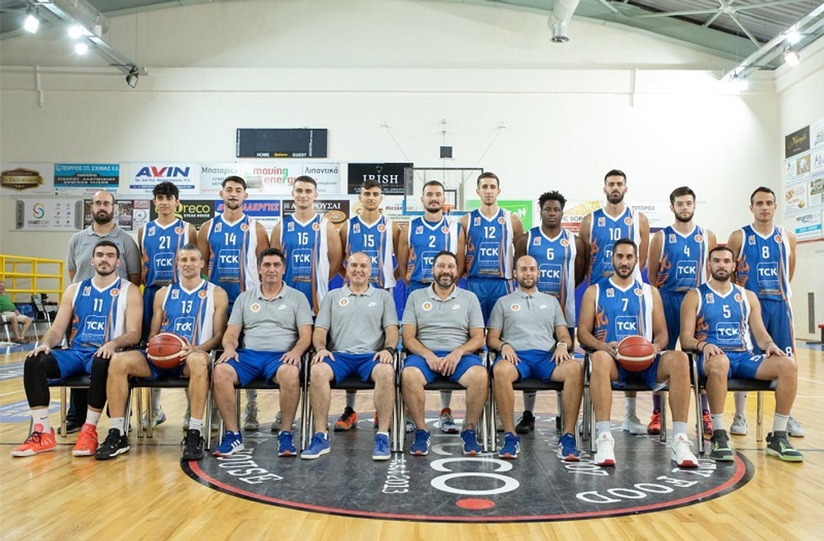 Μάνταλος: &quot;Πολύ μεγάλη η επιτυχία της ΝΕΜ, δεν είμαστε παραδοσιακή δύναμη του μπάσκετ&quot;