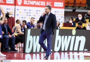 Σερέλης: &quot;Είναι μεγάλη η διαφορά μας με τον Ολυμπιακό&quot; (vid)