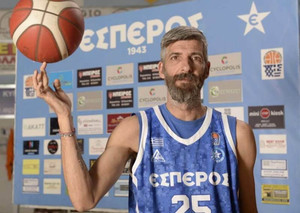 Γιάννης Γκαγκαλούδης: Συνεχίζει στα 45 του χρόνια στον Έσπερο! (pics)
