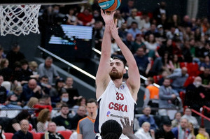 VTB League: Στον τελικό η ΤΣΣΚΑ, 94-84 τη Λοκομοτίβ Κουμπάν με &quot;όργια&quot; Μιλουτίνοβ