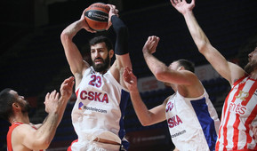 Τα τρομερά καρφώματα των Σενγκέλια και Ντέρικ Γουίλιαμς (vids)