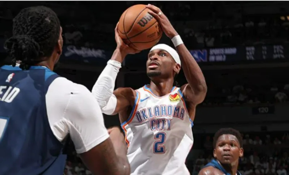 Μια νίκη από τους τελικούς του NBA οι Θάντερ, 128-126 στη Μινεσότα (vids)