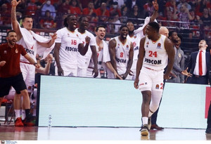 Μονακό: Ανανέωσε τον Γιακούμπα Ουατάρα (pic)