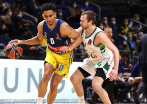 Άλμπα-Ζαλγκίρις 82-74: Νίκη με εμφανίσεις Ουκρανίας! (vid)