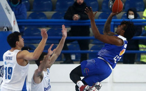 Ιωνικός-Λάρισα 84-89: Το έκανε ντέρμπι, αλλά νίκησε! (gallery &amp; vids)