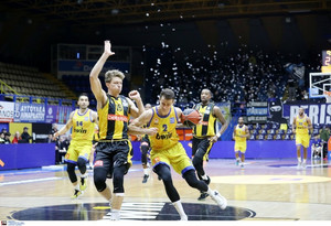 Live Streaming: Περιστέρι-AEK 89-78 (τελικό)