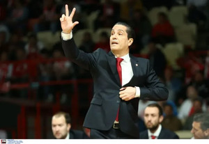 Ερυθρός Αστέρας: Ο πρόεδρος στηρίζει Σφαιρόπουλο