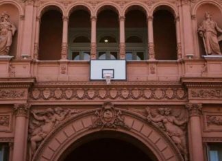 Μπασκέτα στην casa rosada