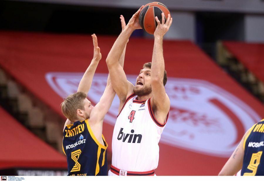 Ολυμπιακός-Χίμκι 82-75: Με κεντρικά πρόσωπα Σπανούλη και Βεζένκοφ (pics) 3 allstarbasket.gr
