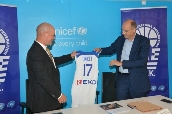 UNICEF και ΕΟΚ