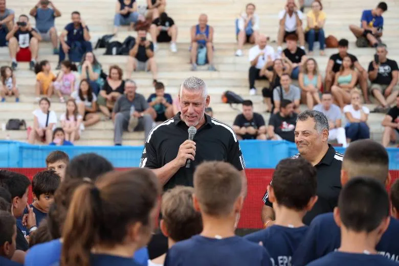 StoiximanAegeanBallFestival
