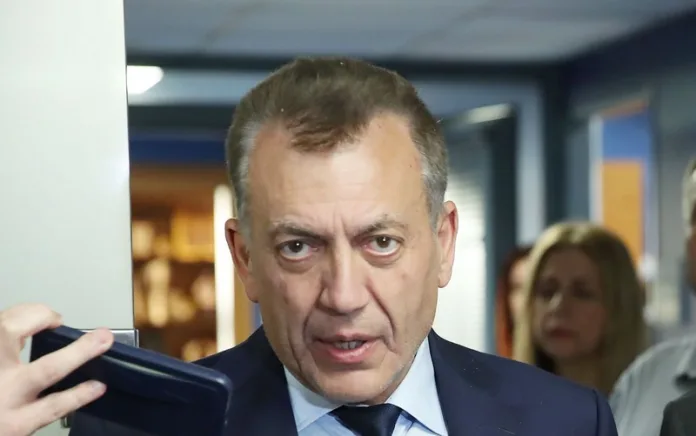Βρούτσης