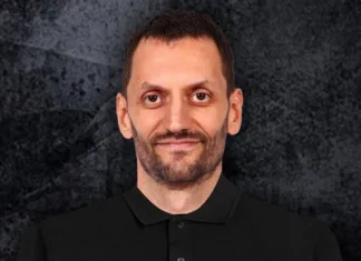 Κουμπούρας